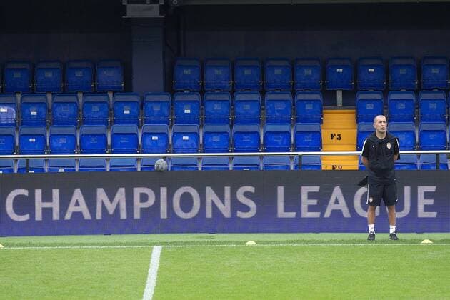 AS Monaco s head coach Leonardo Jardim during the training of the team held at El Madrigal stadium in Villarreal, Castellon, eastern of Spain on 16 August 2016 on the eve of the UEFA Champions League playoff first leg match between AS Monaco and Villareal. AS Monaco s training !ACHTUNG: NUR REDAKTIONELLE NUTZUNG!  20160816-636069755627264693
