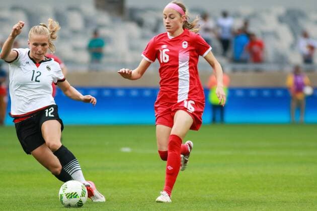 Rio 2016, Fußball, Damen, Deutschland - Kanada Olympics 2016 Football BH BELO HORIZONTE, MG - 16.08.2016: OLYMPICS 2016 FOOTBALL BH - Dispute between Janine Beckie, Canada, and Tabea Kemme, Germany, during the match between Canada (CAN) vs Germany (GER), the semifinals of the Football Olympic Women, the Olympics 2016 held in Mineirao Stadium in the host city Belo Horizonte, MG. (Photo: Dudu Macedo Fotoarena) x1185435x  DuduxMacedo