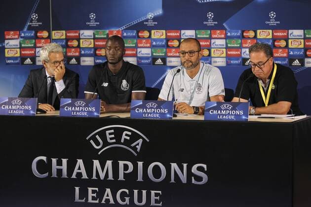 August 16, 2016 - Porto, Portugal - Porto s Portuguese midfielder Danilo Pereira (L) and Porto s Portuguese head coach Nuno Espirito Santo (R) during the press conference PK Pressekonferenz the UEFA Champions League Playoff match between FC Porto and AS Roma at Dragao Stadium on August 16, 2016 in Porto, Portugal. Porto Training Session And Press Conference  - ZUMAn230