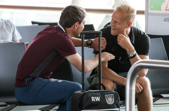 Anderlecht s head coach Rene Weiler and Anderlecht s Olivier Deschacht pictured at the departure of Belgian first league soccer team RSC Anderlecht to Prague, Czech Republic, at Brussels Airport in Zaventem, Wednesday 17 August 2016. Tomorrow Anderlecht is playing the first leg of the playoff round in the Europa League competition against Czech Slavia Prague. VIRGINIExLEFOUR  x04912835x