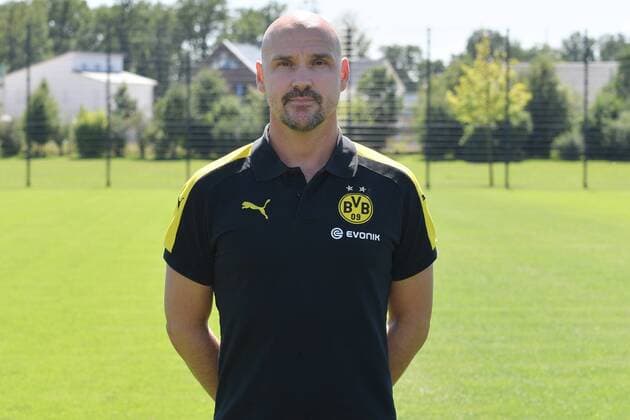 17.08.2016, Offizieller Portrait-Termin, Fußball, GER, 1.BL, Portraittermin 2016 2017, Borussia Dortmund, Physiotherapeut Thomas Zetzmann