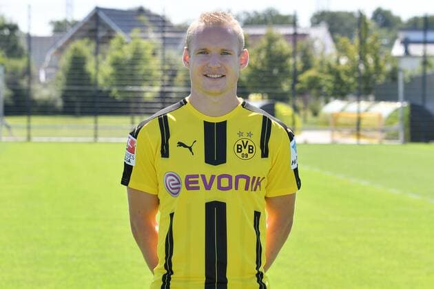 17.08.2016, Offizieller Portrait-Termin, Fußball, GER, 1.BL, Portraittermin 2016 2017, Borussia Dortmund, Sebastian Rode