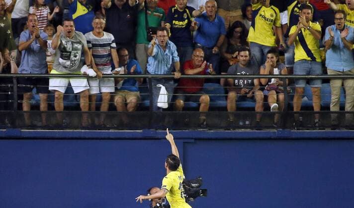 Villarreal FC s Brazilian striker Alexandre Pato celebrates after scoring against AS Monaco during their UEFA Champions League playoff first leg match between Villarreal and AS Monaco played at El Madrigal stadium in Villarreal, Castellon, eastern of Spain on 17 August 2016. Villarreal FC vs AS Monaco !ACHTUNG: NUR REDAKTIONELLE NUTZUNG!  20160817-636070678632390775