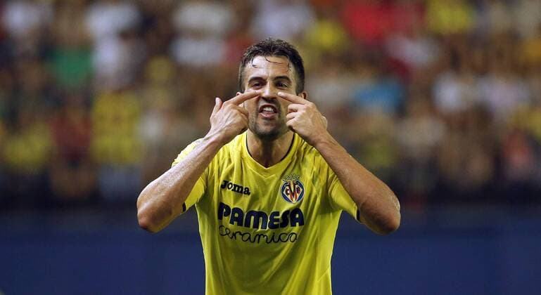 Villarreal FC s Mario Gaspar gestures during the UEFA Champions League playoff first leg match between Villarreal and AS Monaco played at El Madrigal stadium in Villarreal, Castellon, eastern of Spain on 17 August 2016. Villarreal FC vs AS Monaco !ACHTUNG: NUR REDAKTIONELLE NUTZUNG!  20160817-636070702050405188