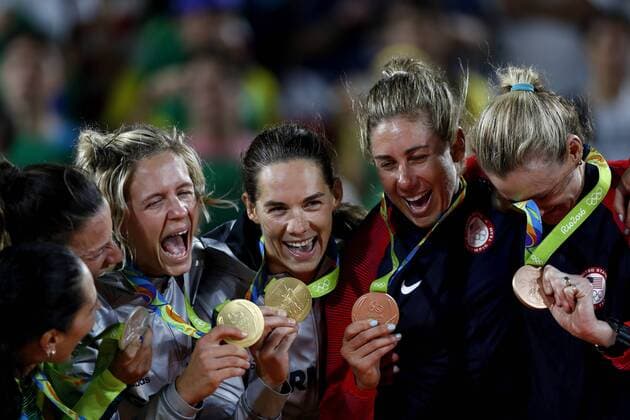 Olympics 2016 Beach volleyball Beachvolleyball RIO DE JANEIRO, RJ - 18.08.2016: OLYMPICS 2016 BEACH VOLLEYBALL - German duo celebrates victory with Olympic medalists after valid match for the gold medal between the double Laura Ludwig Kira Walkenhorst (GER) and Agatha Bednarczuk Rippel Barbara Seixas de Freitas (BRA) in the Rio Olympics Beach Volleyball 2016 held in Beach Volleyball Arena on Copacabana Beach. NOT AVAILABLE FOR LICENSING IN CHINA (Photo: Rodolfo Buhrer La Imagem Fotoarena) x1187742x  RodolfoxBuhrer