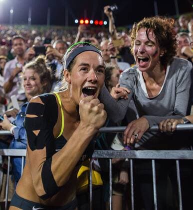 Rio 2016, Beachvolleyball Damen Finale, Deutschland - Brasilien Rio de Janeiro, 17.08.2016, Olympia Schlussjubel: Kira Walkenhorst Laura Ludwig Kira Walkenhorst (GER) - Agatha und Barbara (BRA) Beachvolleyball mm
