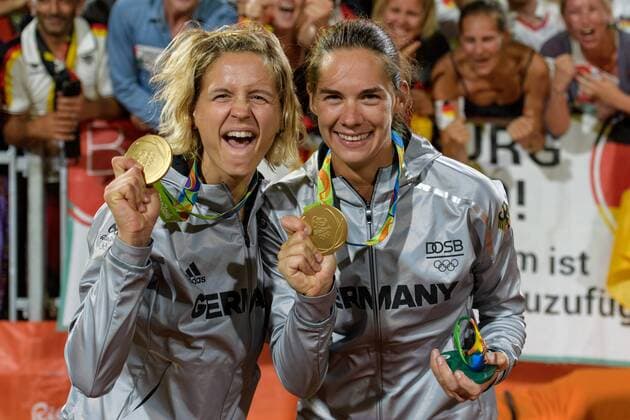 Rio 2016, Beachvolleyball, Damen, Ludwig und Walkenhorst sind Olympiasieger Kira Walkenhorst und Laura Ludwig (GER) im Beachvolleyballl Finale bei den olympischen Sommerspiele 2016 am 17.08.2016, Rio de Janeiro Copyright: xSchülerx xEibner-Pressefotox EP_jse