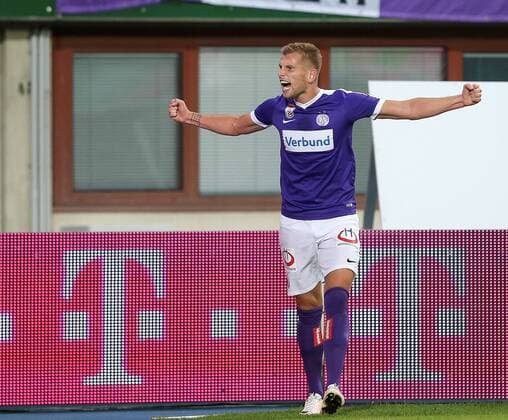 SOCCER - UEFA EL quali, A.Wien vs Rosenborg VIENNA,AUSTRIA,18.AUG.16 - SOCCER - UEFA Europa League, Play-off qualification, FK Austria Wien vs BK Rosenborg Trondheim. Image shows the rejoicing of Alexander Gruenwald (A.Wien). GEPAxpictures xPatrickxLeuk