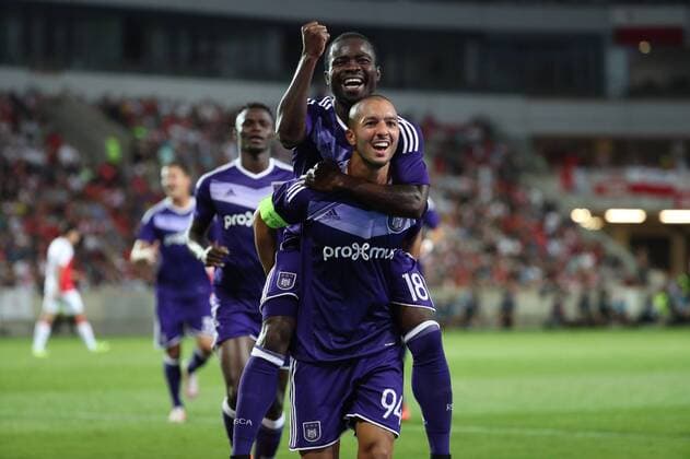 Anderlecht s Sofiane Hanni celebrates after scoring during the first leg match of the playoff round between Belgian first league soccer team RSC Anderlecht and Czech team Slavia Prague in the Europa League competition, on Thursday 18 August 2016, in Prague, Czech Republic. VIRGINIExLEFOUR  x04913844x