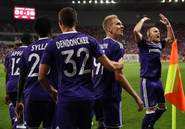 Anderlecht s Lukasz Teodorczyk celebrates after scoring during the first leg match of the playoff round between Belgian first league soccer team RSC Anderlecht and Czech team Slavia Prague in the Europa League competition, on Thursday 18 August 2016, in Prague, Czech Republic. VIRGINIExLEFOUR  x04913854x