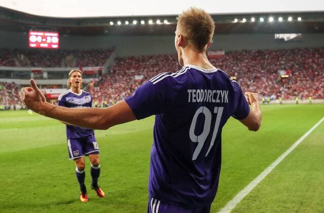 Anderlecht s Lukasz Teodorczyk celebrates after scoring during the first leg match of the playoff round between Belgian first league soccer team RSC Anderlecht and Czech team Slavia Prague in the Europa League competition, on Thursday 18 August 2016, in Prague, Czech Republic. VIRGINIExLEFOUR  x04913858x