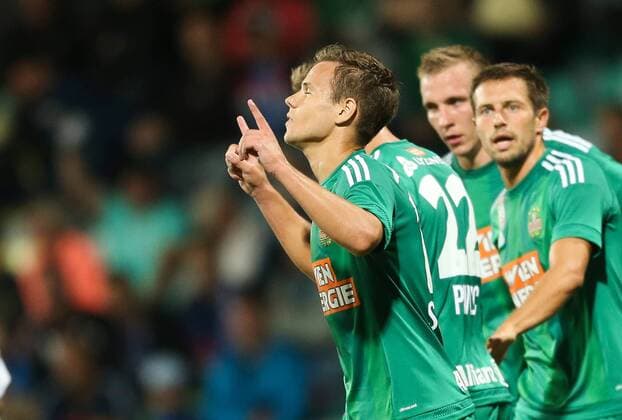 SOCCER - UEFA EL quali, Trencin vs Rapid ZILINA,SLOVAKIA,18.AUG.16 - SOCCER - UEFA Europa League, Play-off qualification, FK AS Trencin vs SK Rapid Wien. Image shows the rejoicing of Louis Schaub (Rapid). Keywords: Wien Energie. GEPAxpictures xPhilippxBrem