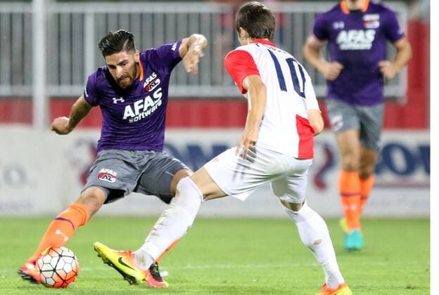 18.08.2016 Novi Sad(Serbia) FK Vojvodina-AZ Alkmaar Europa League play off men s football Alireza Jahanbakhsh AZ Alkmaar :Str 