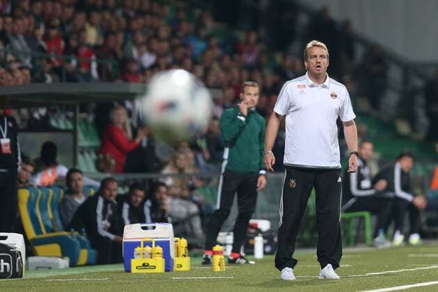 MICHAEL BUSKENS TRENER HEAD COACH RAPID - ZILINA 18.08.2016 SPORT FOOTBALL SEASON 2016 17 UEFA EUROPA LEAGUE FOURTH ROUND QUALIFICATION AS TRENCIN - RAPID WIEN - --- Newspix.pl  160818CHW073