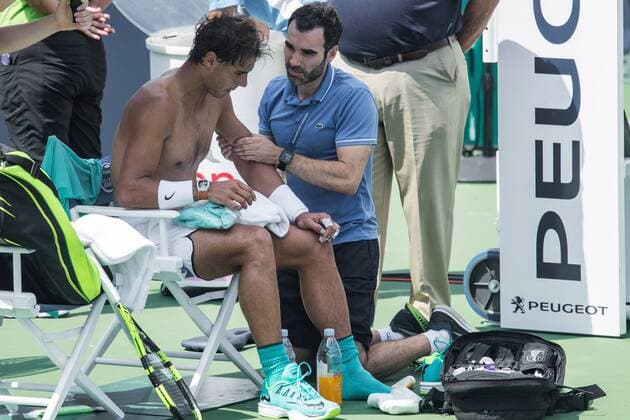 August 18, 2016 - Mason, Ohio, USA - Rafael Nadal (ESP) gets attention from a trainer between sets during Thursday s quarterfinal round of the Western and Southern Open at the Lindner Family Tennis Center, Mason, Oh. Tennis 2016 - Western And Southern Open - Day 6 - ZUMAs304