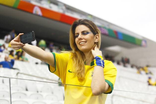 Rio 2016, Fußball Damen Spiel um Platz 3, Brasilien - Kanada, vor Spielbeginn Olimp?ada Rio 2016 Futebol SP SÃO PAULO, SP - 19.08.2016: OLIMPÍADA RIO 2016 FUTEBOL SP - Fans during the match between Brazil (BRA) x Canada (CAN), vying for the bronze Olympic Football Female, the Olympics 2016 held at the Arena Corinthians, the host city of São Paulo. (Photo: Aloisio Mauricio Fotoarena) x1189939x  AloisioxMauricio