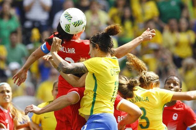 Rio 2016, Fußball Damen Spiel um Platz 3, Brasilien - Kanada Olimp?ada Rio 2016 Futebol SP SÃO PAULO, SP - 19.08.2016: OLIMPÍADA RIO 2016 FUTEBOL SP - Sinclair (e) and Cristiane (d) during match between Brazil (BRA) x Canada (CAN), vying for the bronze Olympic Football Female, the Olympics 2016 held at the Arena Corinthians, the host city of São Paulo. (Photo: Aloisio Mauricio Fotoarena) x1190157x  AloisioxMauricio