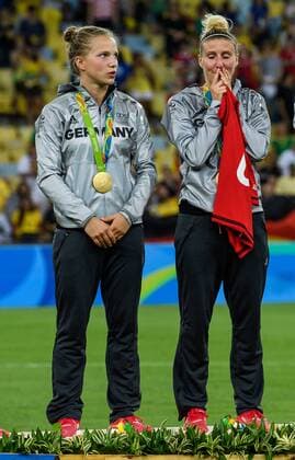 Rio 2016, Fußball, Damen, Deutschland ist Olympiasieger Anja Mittag (GER 11) und Tabea Kemme (GER 12 - li) im Finale bei den olympischen Sommerspiele 2016 am 19.08.2016, Rio de Janeiro Copyright: xSchülerx xEibner-Pressefotox EP_jse