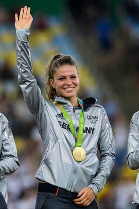 Rio 2016, Fußball, Damen, Deutschland ist Olympiasieger Melanie Leupolz (GER 16) im Finale bei den olympischen Sommerspiele 2016 am 19.08.2016, Rio de Janeiro Copyright: xSchülerx xEibner-Pressefotox EP_jse