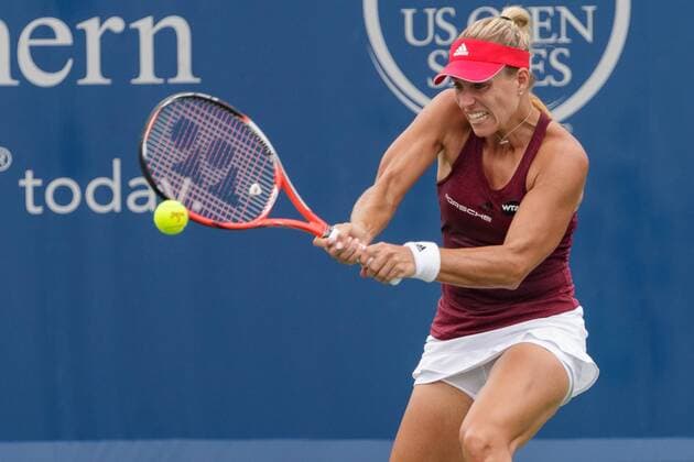 August 20th, 2016: Angelique Kerber (GER) two-handed backhand shot during the semifinals of the Western and Southern Open at at the Lindner Family Tennis Center , Mason, Oh. Cal Media Tennis 2016 - Western And Southern Open - Day 8 - ZUMAc04_