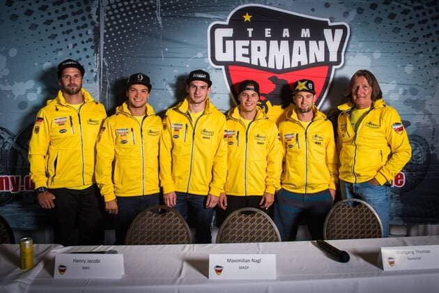 Gaildorf , 200816 , MXoN Team Germany 2016 , Team-Präsentation für das Motocross of Nations in Maggiora, Italien Im Bild: Cheftrainer Marcus Schiffer , Ersatzfahrer Dominique Pascal Thury ( KTM ), Dennis Ullrich ( KTM ), Henry Jacobi ( Honda ), Maximilian Nagl ( Husqvarna ) und Teamchef Wolfgang Thomas