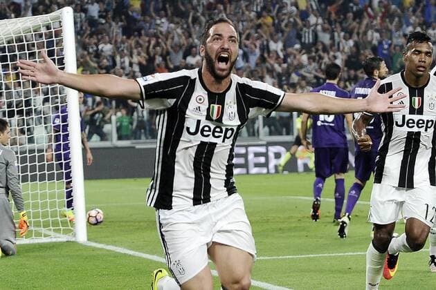 Db Torino 20 08 2016 - campionato di calcio serie A Juventus-Fiorentina foto DanielexBuffa Image esultanza gol Gonzalo Higuain 