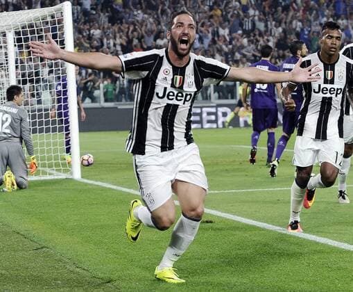 Db Torino 20 08 2016 - campionato di calcio serie A Juventus-Fiorentina foto DanielexBuffa Image esultanza gol Gonzalo Higuain 