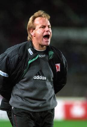 Trainer Jürgen Röber (VfB Stuttgart)