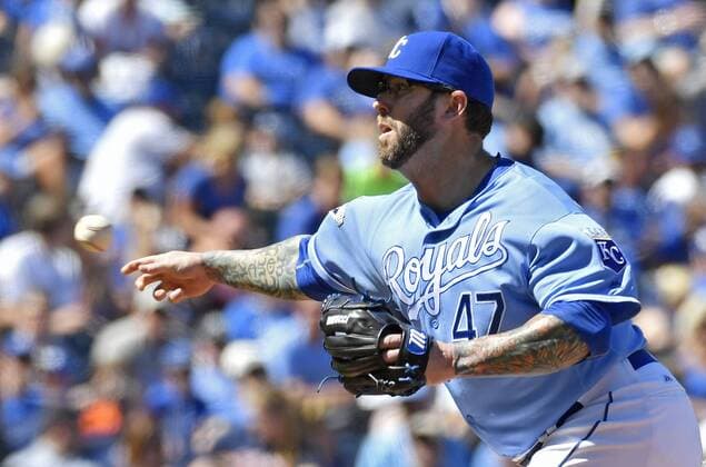 August 21, 2016 - Kansas City, MO, USA - Kansas City Royals relief pitcher Peter Moylan throws in the seventh inning against the Minnesota Twins on Sunday, Aug. 21, 2016 at Kauffman Stadium in Kansas City, Mo. Minnesota Twins vs. Kansas City Royals - ZUMAm67_