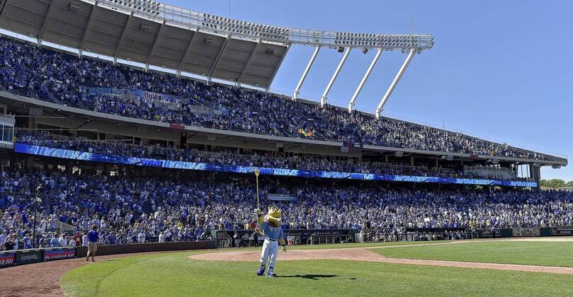 August 21, 2016 - Kansas City, MO, USA - Kansas City Royals mascot Sluggerrr waves a broom after the team s 2-1 win over the Minnesota Twins for a four-game sweep on Sunday, Aug. 21, 2016 at Kauffman Stadium in Kansas City, Mo. Minnesota Twins vs. Kansas City Royals - ZUMAm67_
