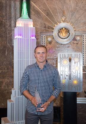 August 22, 2016 - New York, NY, USA - JORDAN SPIETH lights the Empire State Building to celebrate the PGA Golf Herren Tour s FedEx Cup, Monday, August, 22, 2016. Jordan Spieth Lights The Empire State Building - ZUMAb148