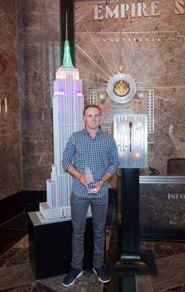 August 22, 2016 - New York, NY, USA - JORDAN SPIETH lights the Empire State Building to celebrate the PGA Golf Herren Tour s FedEx Cup, Monday, August, 22, 2016. Jordan Spieth Lights The Empire State Building - ZUMAb148