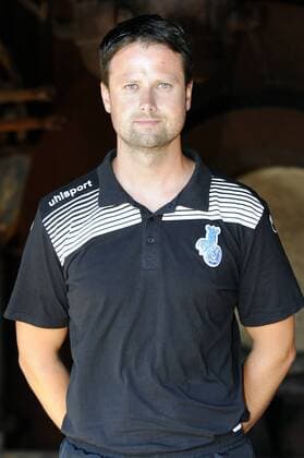 Fußball, 3 Liga, MSV Duisburg Portraettermin Porträt: Fußball, GER, 3.Liga, Porträttermin 2016 2017, MSV Duisburg, Physiotherapeut Oliver Grabowski (MSV). Einzelbild, Portrait, Porträt.