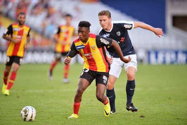 Jeanricner Bellegarde (len) - Thomas Martin (pfc) FOOTBALL : Lens vs Paris FC - Coupe de la Ligue - 2nd tour - 23 08 2016 AnthonyBIBARD FEP Panoramic 