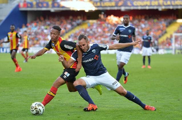 Enzo Ebosse (len) - Romuald Marie (pfc) FOOTBALL : Lens vs Paris FC - Coupe de la Ligue - 2nd tour - 23 08 2016 AnthonyBIBARD FEP Panoramic 