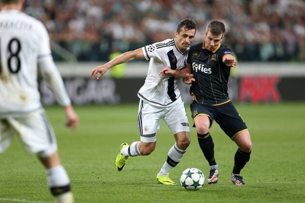 WARSZAWA 23.08.2016 Qualifikation CL 2016 17 --- UEFA CHAMPIONS LEAGUE QUALIFICATION FOURTH ROUND SECOND LEG MATCH IN WARSAW: LEGIA WARSZAWA - DUNDALK FC TOMASZ JODLOWIEC PATRICK MCELENEY FOT. PIOTRxKUCZA NEWSPIX.PL --- Newspix.pl  160823PYK0016