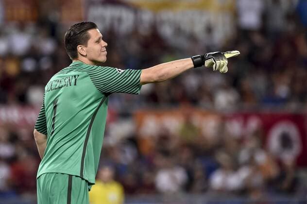 August 23, 2016 - Rome, Italy - Wojciech Szczesny of Roma during the match between FC Porto v AS Rome UEFA Champions League playoff match in Rome, Italy, on August 23, 2016. AS Roma v Porto: UEFA Champions League  - ZUMAn230