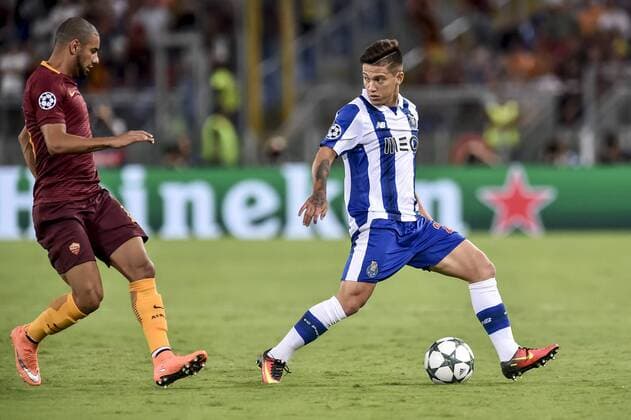 August 23, 2016 - Rome, Italy - Otvio of Porto is challenged by Bruno Peres of Roma during the match between FC Porto v AS Rome UEFA Champions League playoff match in Rome, Italy, on August 23, 2016. AS Roma v Porto: UEFA Champions League  - ZUMAn230