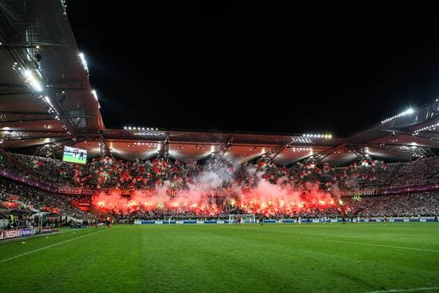 2016.8.23, Warszawa , UEFA Champions League , Legia Warsaw - Dundalk FC Legia Warszawa - Dundalk FC pictured: Fans Legia Warszawa fot. TomaszxJastrzebowski Foto Olimpik NEWSPIX.PL --- Newspix.pl  20160823toja163