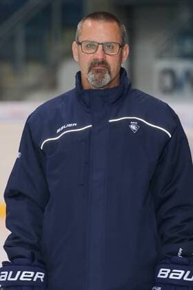 DEL, ERC Ingolstadt - Porträttermin DEL - Eishockey - ERC Ingolstadt - Saison 2016 2017 - Portraits Foto - Training - Cheftrainer Tommy Samuelsson (ERC) DEL - ERC Ingolstadt - Saison 2015 2016 Portraits Foto - Training