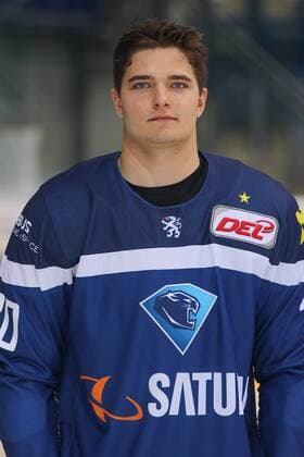 DEL, ERC Ingolstadt - Porträttermin DEL - Eishockey - ERC Ingolstadt - Saison 2016 2017 - Portraits Foto - Training - Marc Schmidpeter (ERC 20) DEL - ERC Ingolstadt - Saison 2015 2016 Portraits Foto - Training