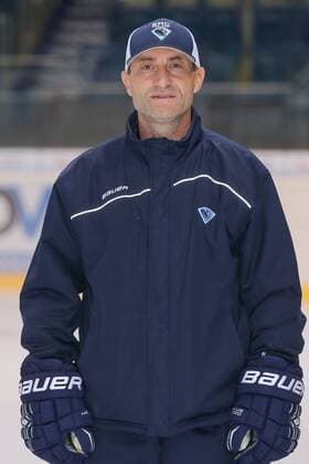 DEL, ERC Ingolstadt - Porträttermin DEL - Eishockey - ERC Ingolstadt - Saison 2016 2017 - Portraits Foto - Training - Co-Trainer Petr Bares (ERC) DEL - ERC Ingolstadt - Saison 2015 2016 Portraits Foto - Training
