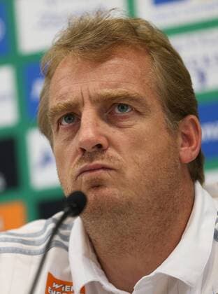 SOCCER - UEFA EL quali, Rapid vs Trencin VIENNA,AUSTRIA,24.AUG.16 - SOCCER - UEFA Europa League, Play-off qualification, SK Rapid Wien vs FK AS Trencin, preview, press conference PK Pressekonferenz of Rapid. Image shows head coach Mike Bueskens (Rapid). Keywords: Wien Energie. GEPAxpictures xPhilippxBrem