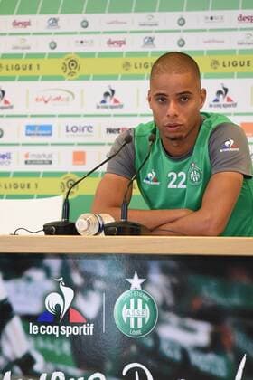 Fußball, EL Quali, AS St. Etienne PK Kevin Monnet Paquet (saint etienne) FOOTBALL : Conference de presse Saint Etienne - Europa Ligue - Barrage - 24 08 2016 FredericChambert Panoramic 