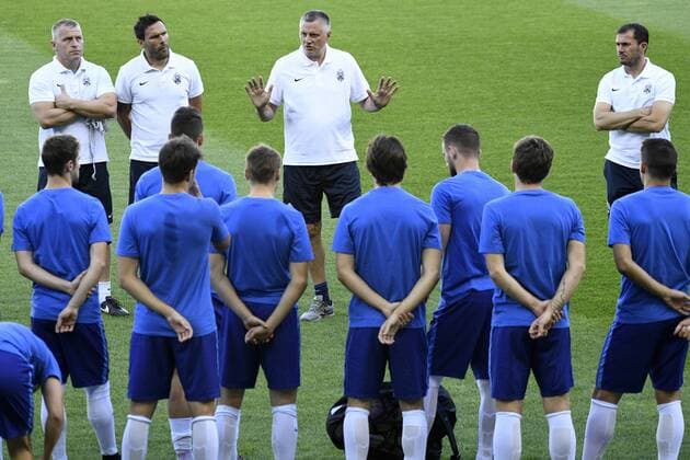 Lokomotivo s head coach Tomislav Ivkovic pictured during a training session of Croatian first league soccer team Lokomotiva Zagreb in Genk, Wednesday 24 August 2016. Tomorrow KRC Genk is playing the return leg of the playoff round in the Europa League competition against Lokomotiva Zagreb. First leg ended on 2-2 draw result in Croatia. YORICKxJANSENS  x04918025x