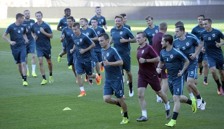 Sparta players attend a training session prior to the fourth qualifying round of the Europa League return match Sparta Praha vs Sonderjyske in Prague, Czech Republic, August 24, 2016. (CTKxPhoto MichalxKrumphanzl) CTKPhotoP201608240891001  kru 5
