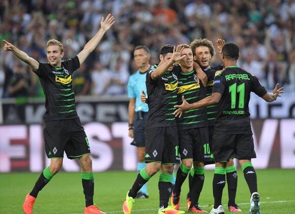 Bilder des Tages - SPORT 24.08.2016, Fussball, Saison 2016 2017, Champions League Qualifikation, Play-off, Borussia Moenchengladbach - Young Boys Bern, Jubel (v.li.) Christoph Kramer (Borussia Moenchengladbach), Lars Stindl (Borussia Moenchengladbach), Thorgan Hazard (Borussia Moenchengladbach), Fabian Johnson (Borussia Moenchengladbach), Raffael (Borussia Moenchengladbach)