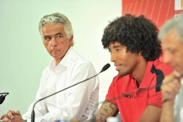 Fußball, OGC Nizza präsentiert Neuzugang Dante Jean Pierre Rivere (president OGCNice) - Dante FOOTBALL : Conference De Presse Dante - OGC Nice - 24 08 2016 NorbertScanella Panoramic 