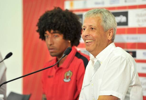 Fußball, OGC Nizza präsentiert Neuzugang Dante Lucien Favre (entraineur OGCNice) - Dante FOOTBALL : Conference De Presse Dante - OGC Nice - 24 08 2016 NorbertScanella Panoramic 