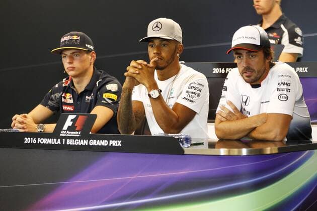 Motorsports: FIA Formula One World Championship WM Weltmeisterschaft 2016, Grand Prix of Belgium, 33 Max Verstappen (NLD, Red Bull Racing), 44 Lewis Hamilton (GBR, Mercedes AMG Petronas Formula One Team), 14 Fernando Alonso (ESP, McLaren Honda Formula 1 Team), xHOCHxZWEIx